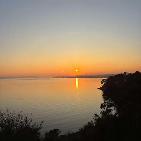La Terrasse De L'elorn Vue Exceptionnelle Дом отдыха *